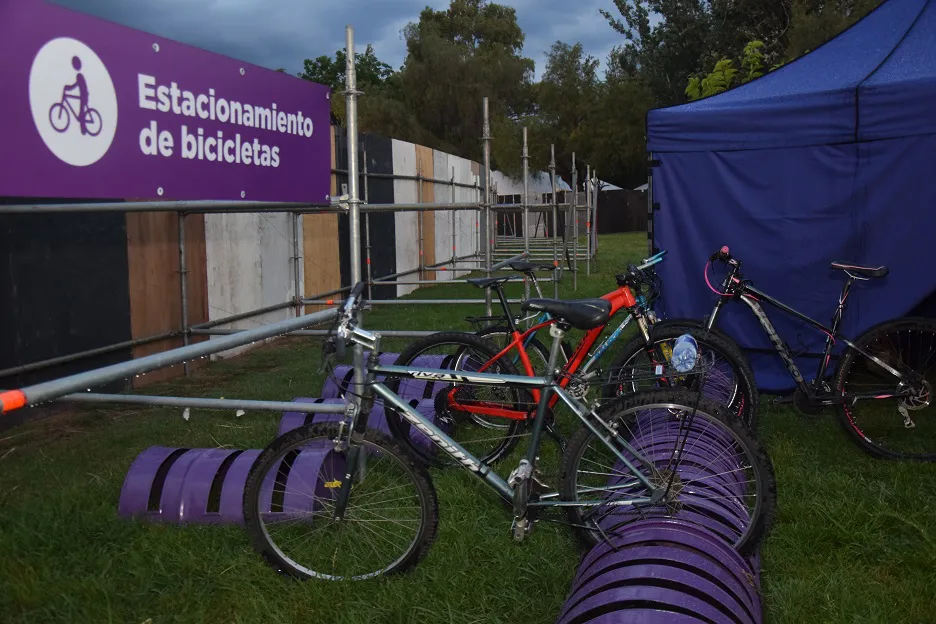 estacionamiento-de-bicis-fiesta-de-la-cerveza-godoy