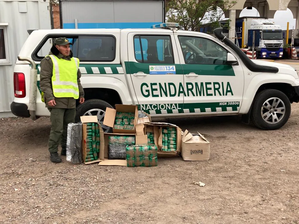 51 kilos hojas de coca Mza (2)