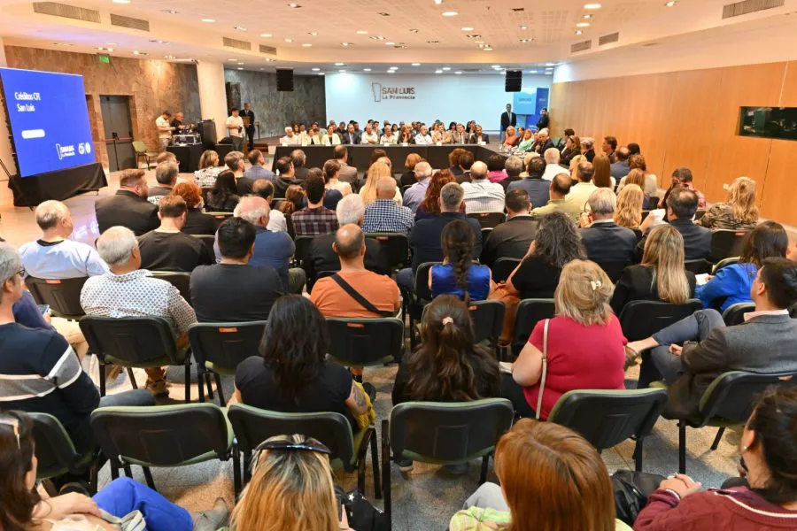 WhatsApp-Image-2024-11-04-at-18.53.21-1-1536x1024-1-900x600