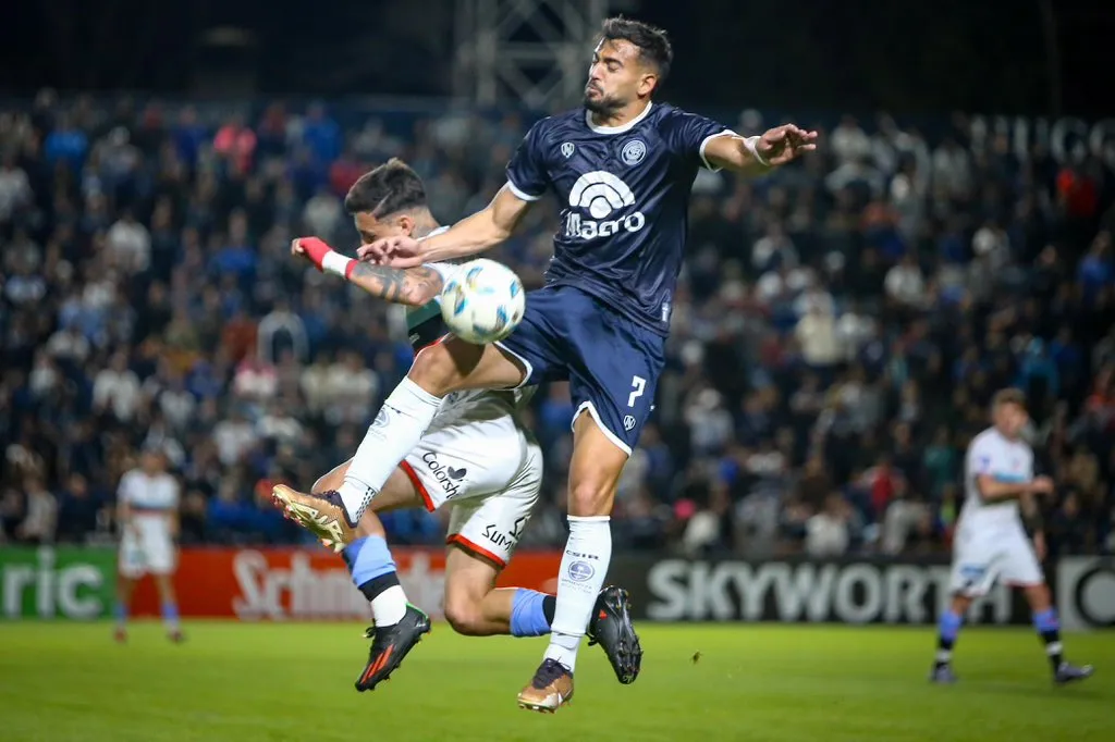Nacional, Independiente Rivadavia, Brown de Adrogué