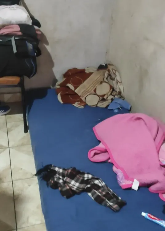 Mendoza allanamiento rescatan 21 mayores 6 menores de edad (35)
