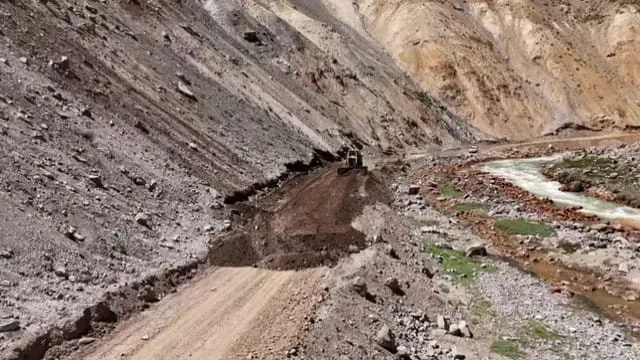 WhatsApp-Image-2025-02-04-at-13.02.51