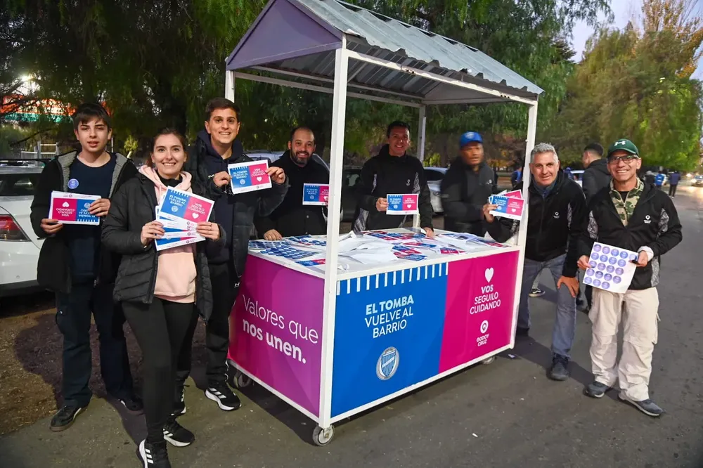 Godoy Cruz Municipio, Vuelta al barrio