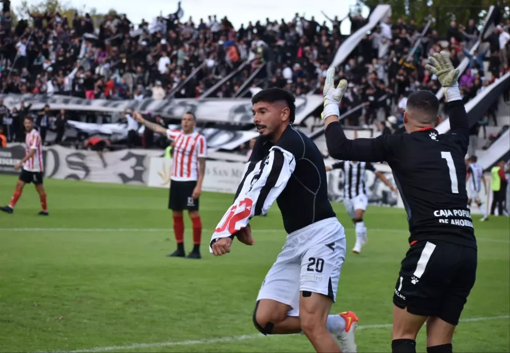 Ascenso, Gimnasia 1- San Martín (T) 0