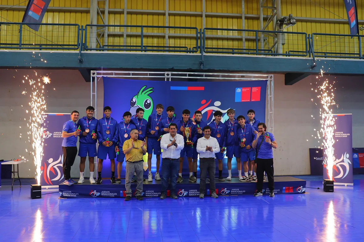 Binacionales, bronce vóley San Luis