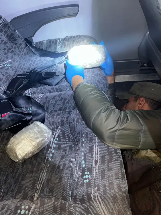 Mendoza paquetes de marihuana en colectivo (1)