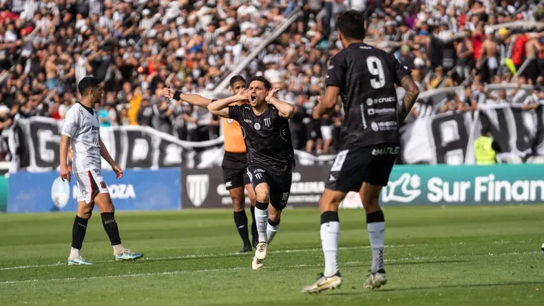 Gimnasia y Esgrima, Defensores de Belgrano