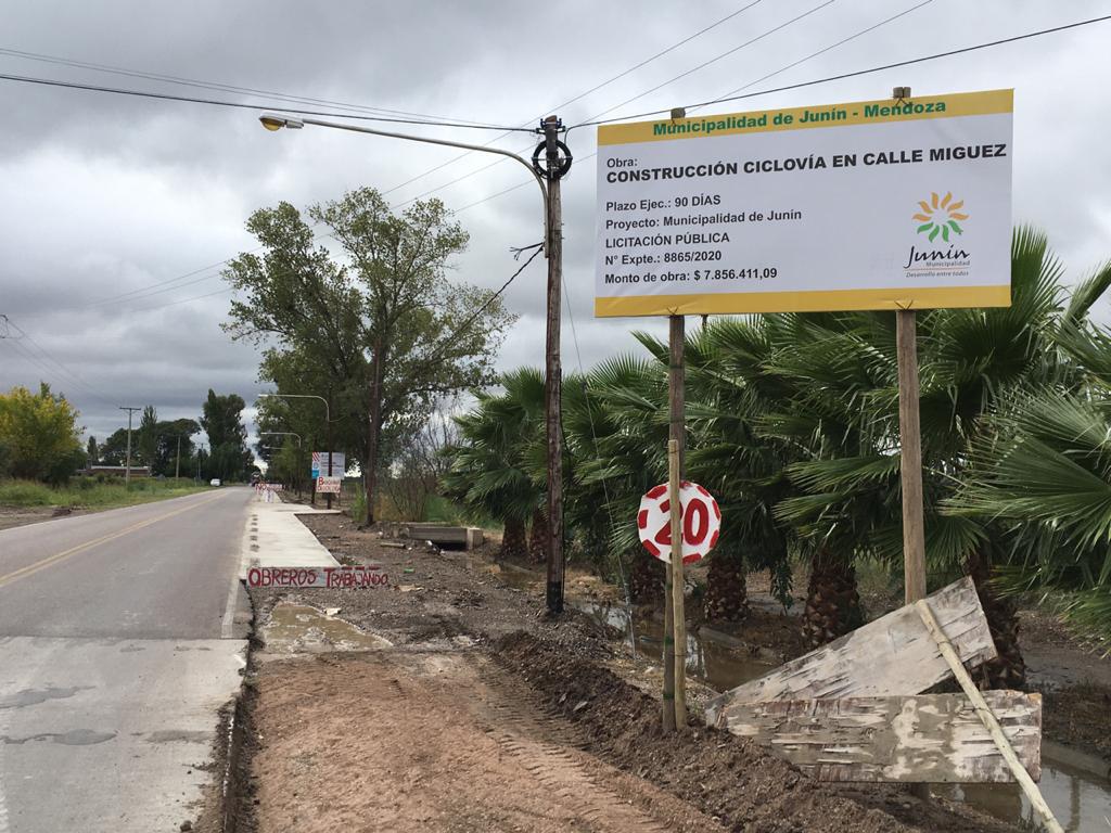 AVANZAN LAS OBRAS EN LA CICLOVÍA DE CALLE MÍGUEZ Y SE PROYECTA LA CICLOVÍA DE CARRIL CENTRO 6