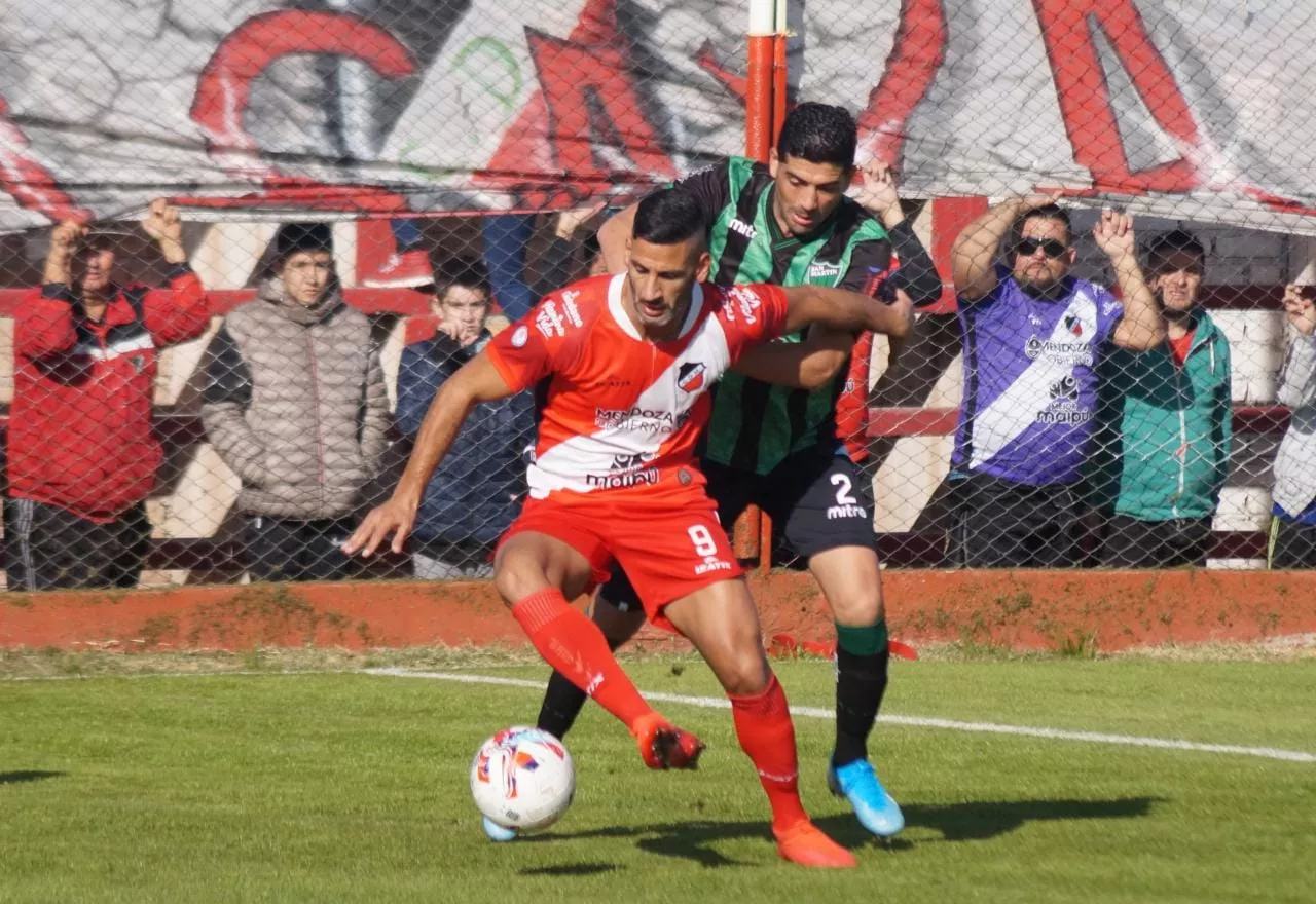 Primera Nacional, Deportivo Maipú 2- San Martin de San Juan 2