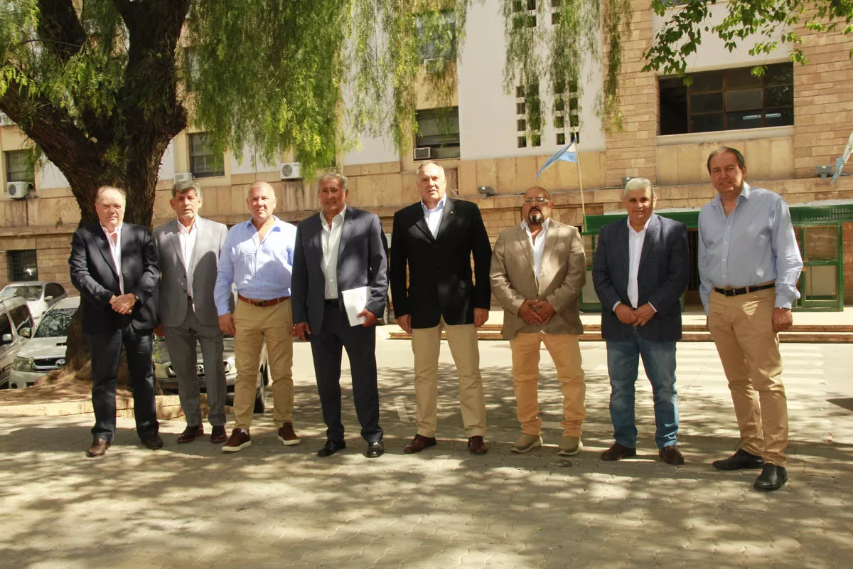 Carlos Messina, Oscar Galeano, José Millán, Alfredo Vila Santander, Carlos Parrela Furlan, José Rizzo, Víctor Fera y Eloy Guerrero