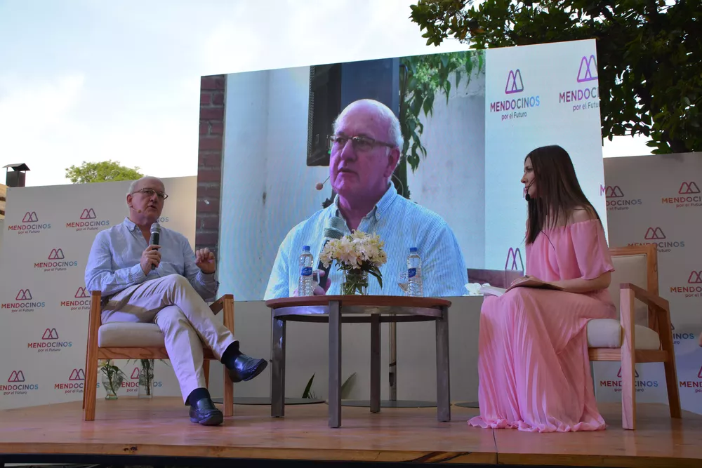 present libro Bullrich (3)