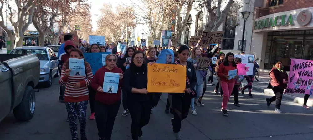 marcha contra femicidio Rivadavia 3
