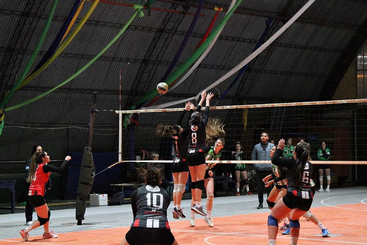 Voley, femenino, 1ra fecha Clausura 2022