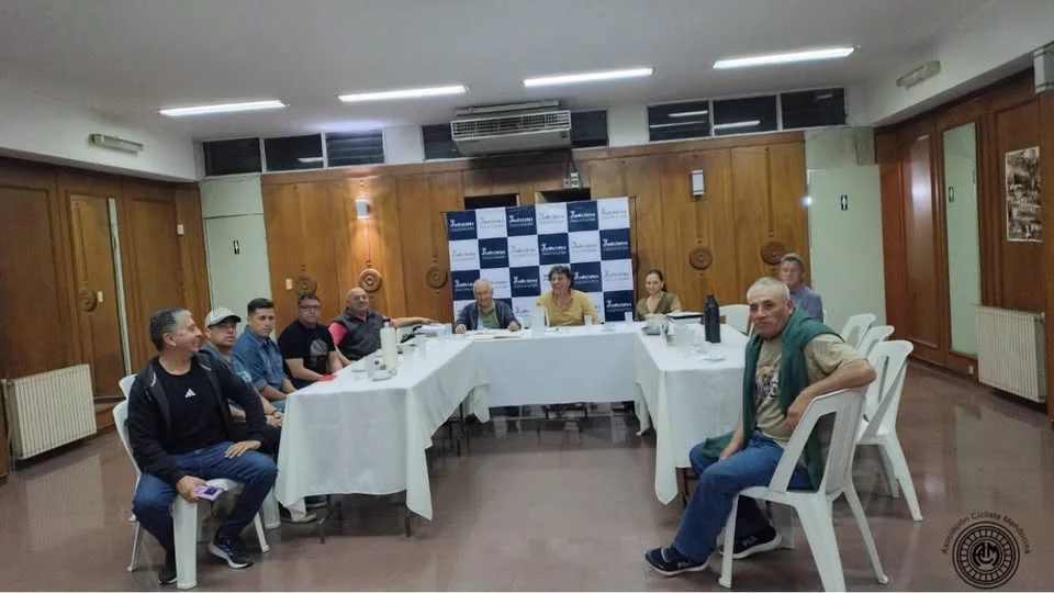 Ciclismo, Lanzone reelecto