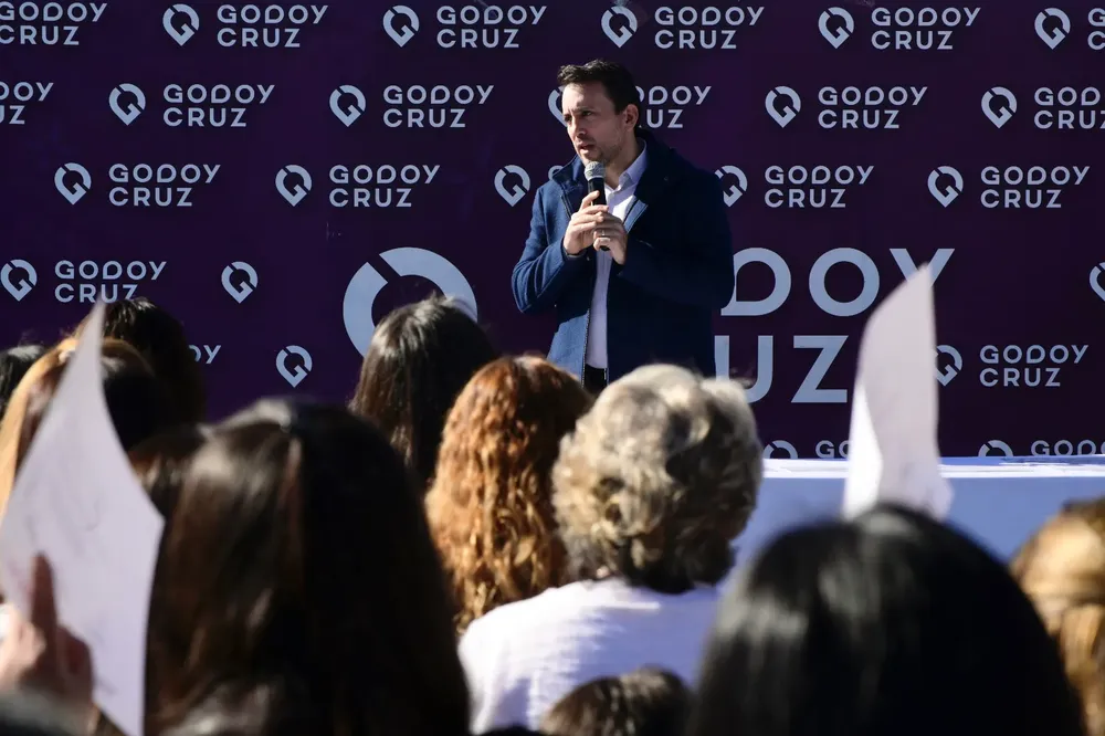 talleres de oficios egresados godoy cruz mendoza garcia zalazar