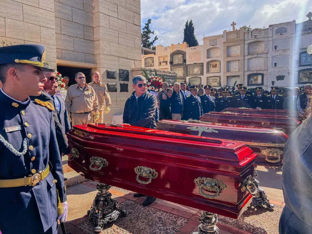 Funeral funcionarios muertos en tragedia helicóptero