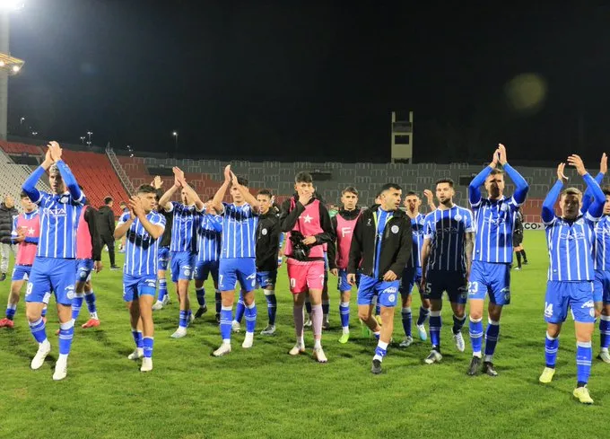 Liga Profesional, Godoy Cruz, Instituto