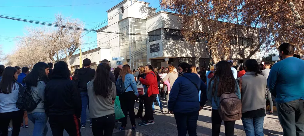 marcha contra femicidio Rivadavia