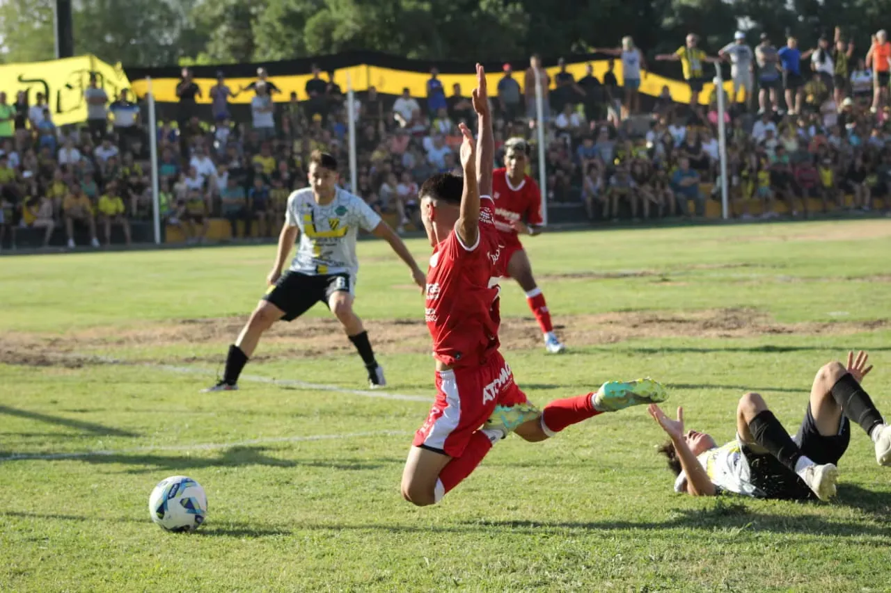 Copa Mendoza, Palmira, Huracán Las Heras
