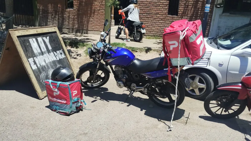 ce047b30-fcb6-4d40-91a5-4236b9f8214a