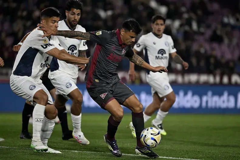 Independiente Rivadavia, Lanús
