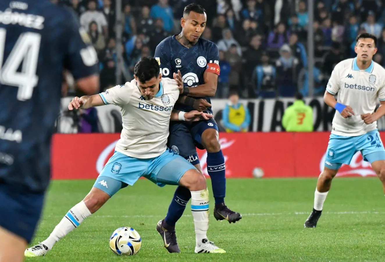 Independiente Rivadavia, Racing Club