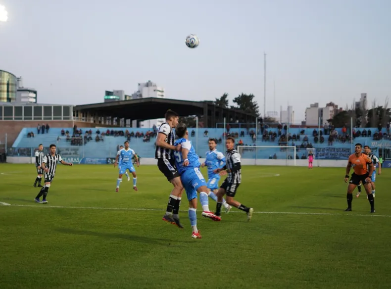 Gimnasia y Esgrima, Estudiantes de Rio Cuarto