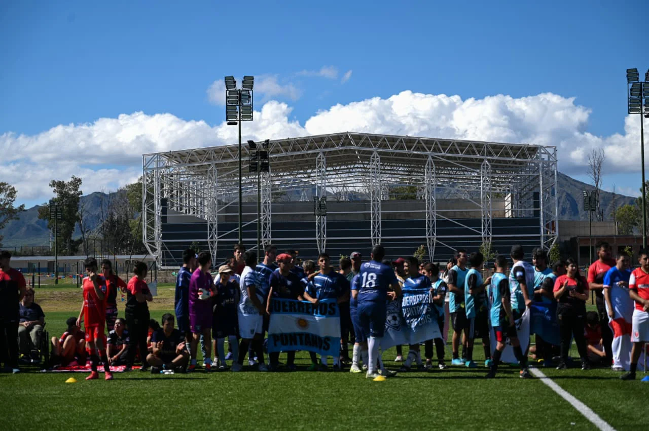 San Luis, Polideporitivo Juan Calderon