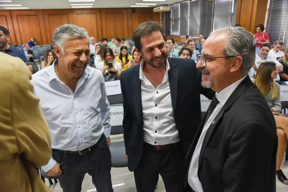 Registro de Huellas Genéticas (9)