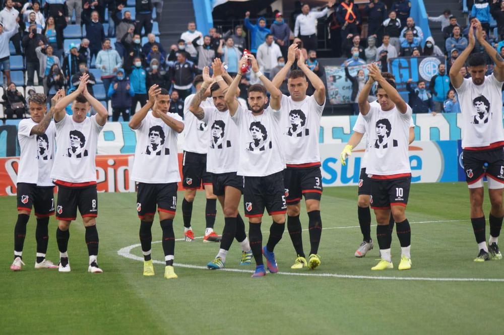Belgrano.Maipú, homenaje a Diego Maradona