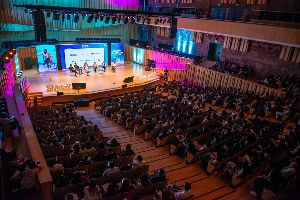 SMDay AR Tecweek PANEL COMM