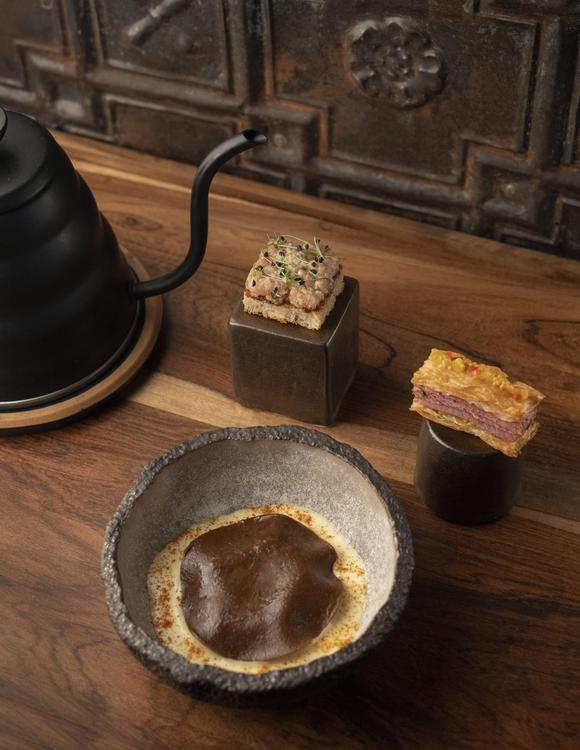 Chivo P.A.C.D.O.P.  - por Marcelo Saccone