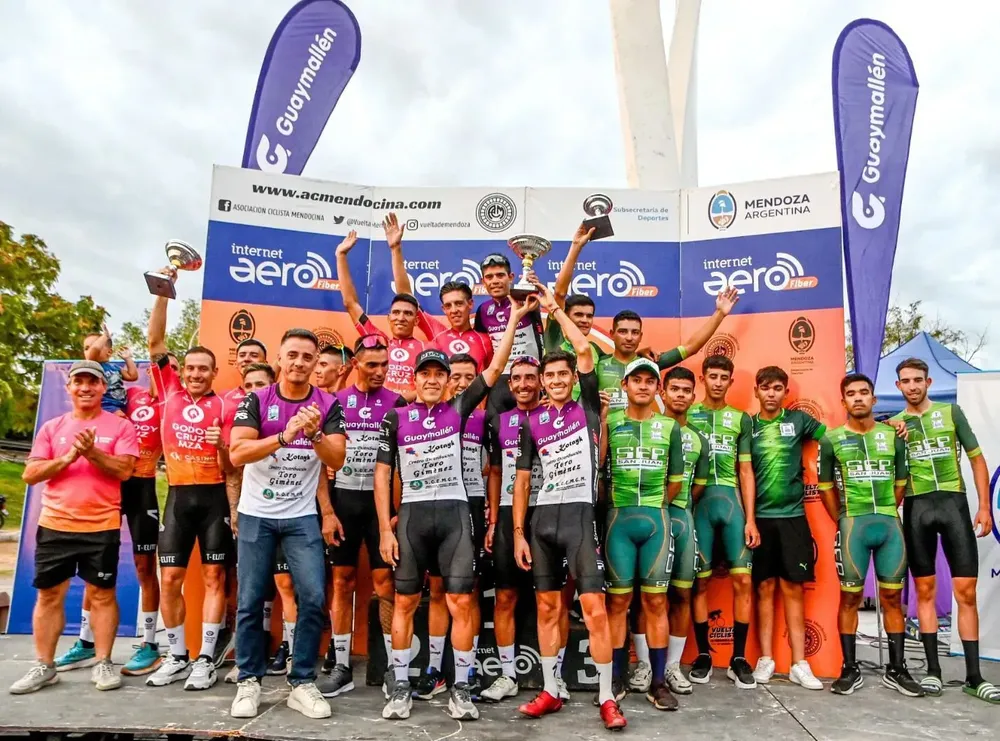 equipo ciclismo Guaymallen