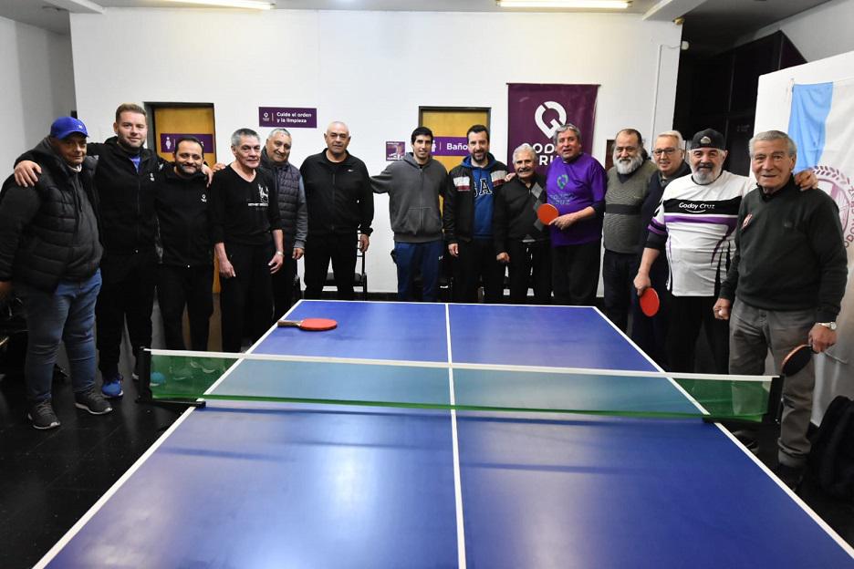 Tenis de mesa, personas mayores, Godoy Cruz