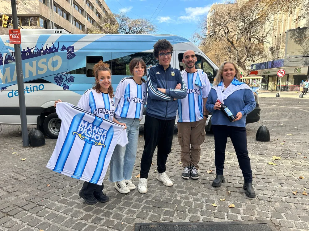 Mundialistas, Mendoza mansa pasión