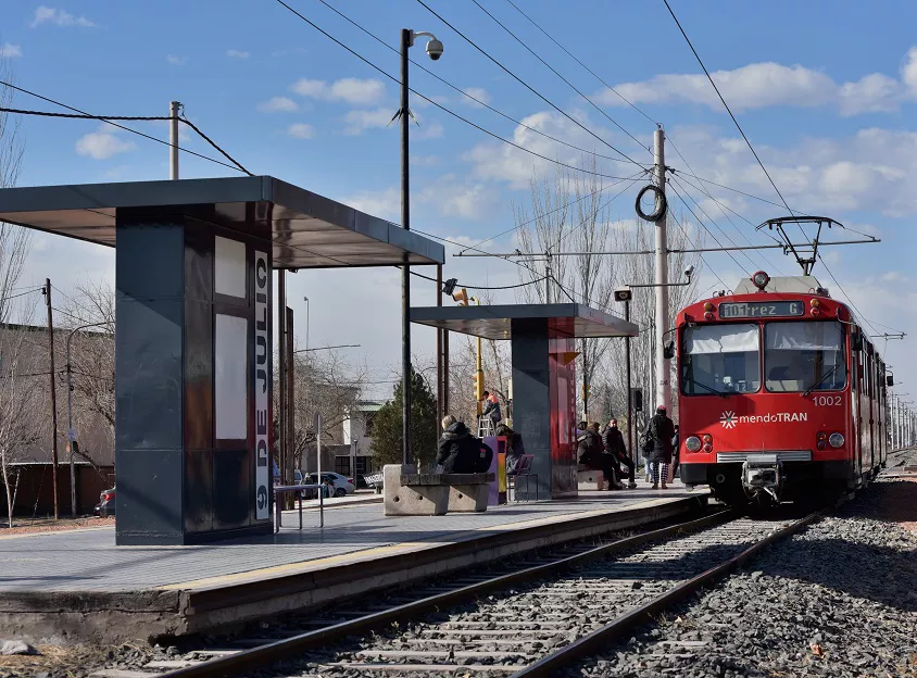 parque 9 de julio godoy cruz 2