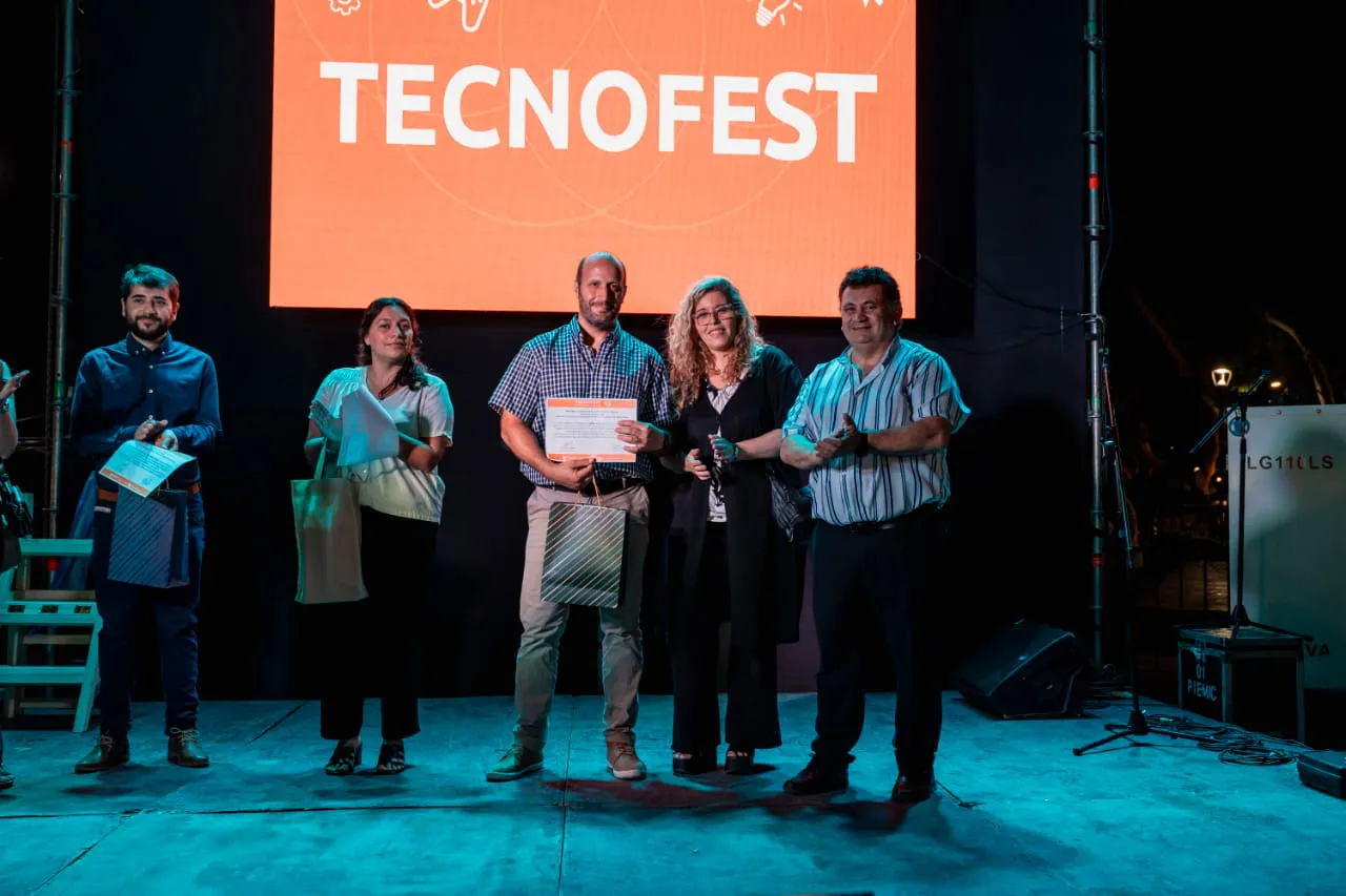 WhatsApp Image 2025-11-15 at 1.59.36 PM (2)