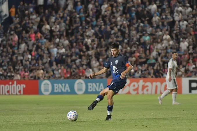 Independiente Rivadavia, Riestra
