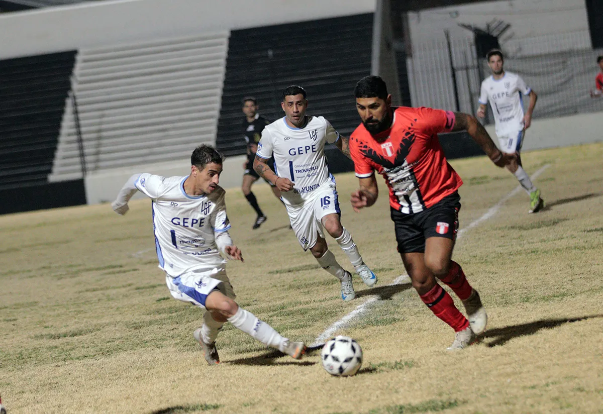 Copa Pais, Alvear finalista, eliminó a San Rafael