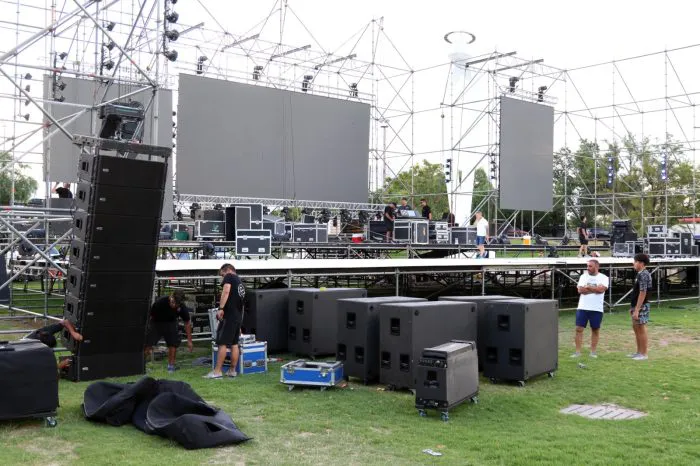 WhatsApp-Image-2024-01-30-at-21.49.54-1-700x466