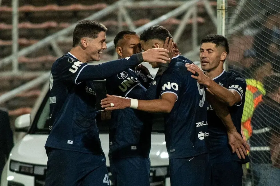 Copa Libertadores, Independiente Rivadavia, La Guaira