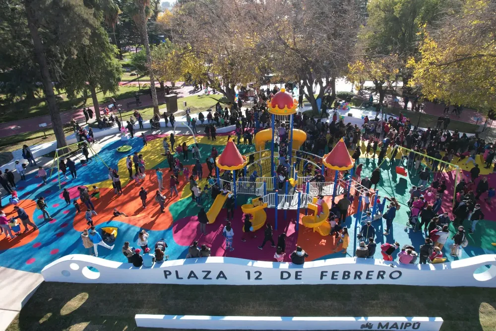 Plaza-12-de-Febrero-Maipu-1