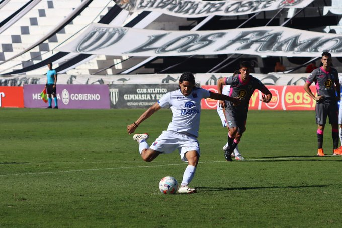 Tigre goleó a Gimnasia en el Legrotaglie