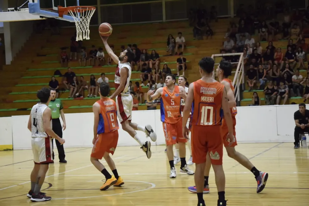 Basquet, Atenas, Rivadavia