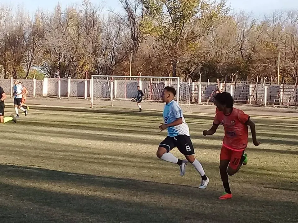 Liga Mendocina, Rivadavia 0- CEC 0