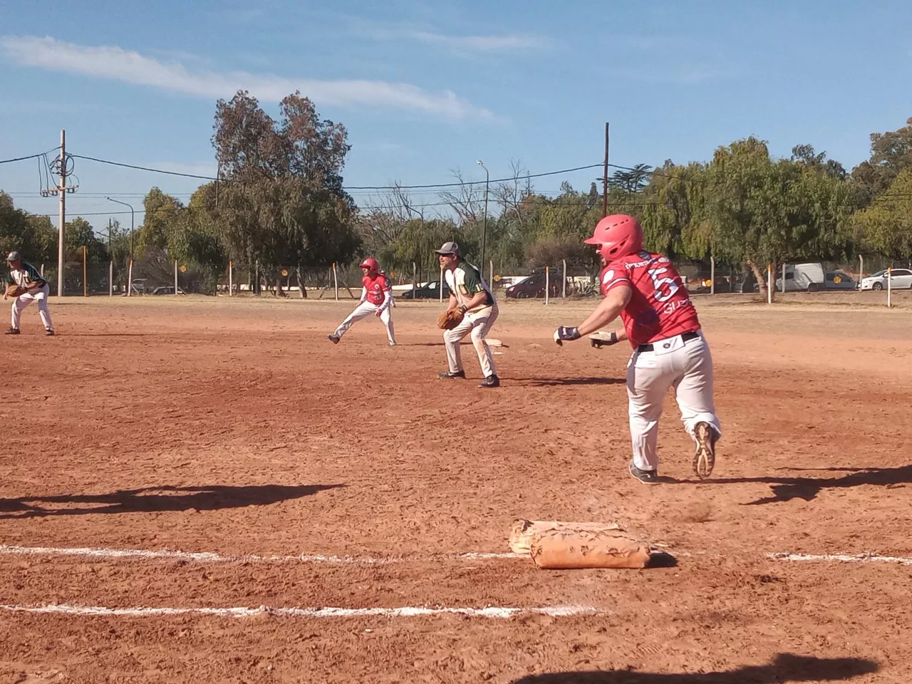 Softbol, se reanudó el Apertura