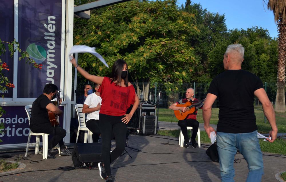 Patios de Guaymallén 4
