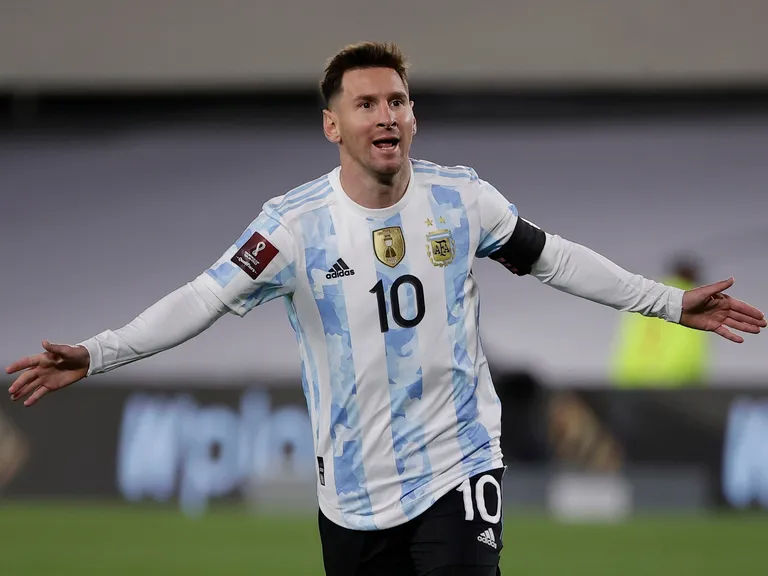 Selección, Argentina - Venezuela, Messi otra vez titular