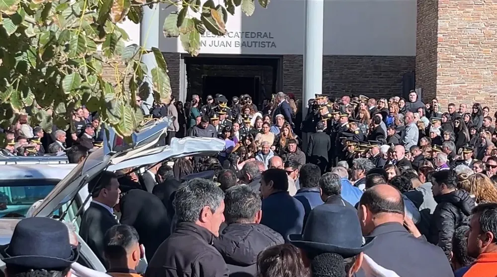 Funeral funcionarios muertos en tragedia helicóptero
