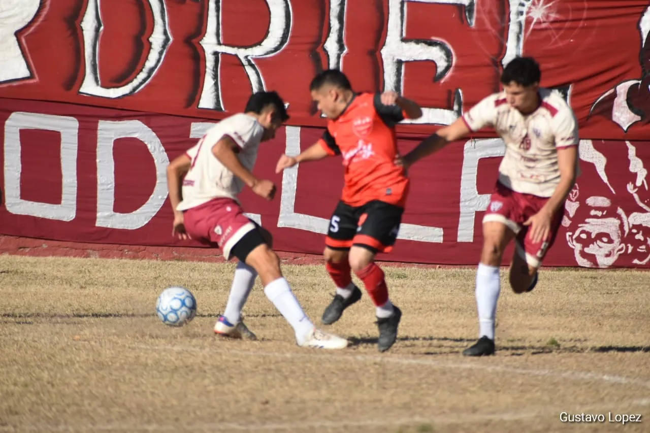 Liga Mendocina, Luján, Algarrobal